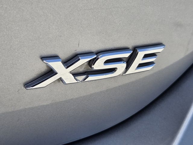 2021 Toyota Camry XSE - Photo 14