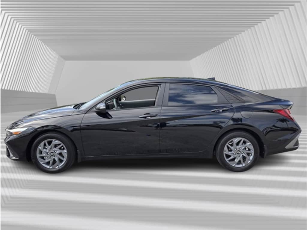 Certified 2024 Hyundai Elantra SEL Sedan