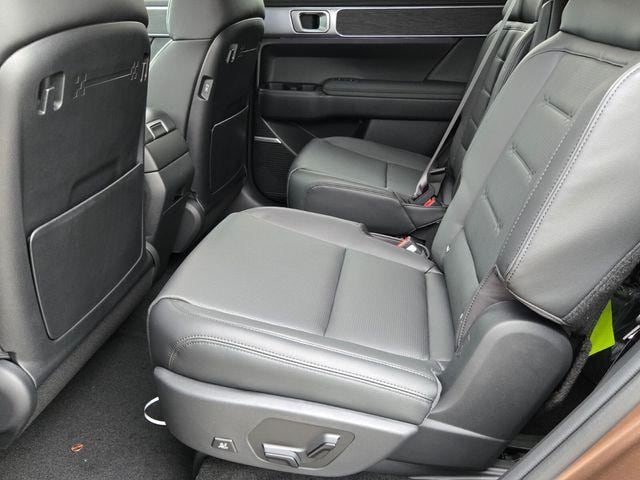 2026 Hyundai Santa Fe Limited - Photo 7
