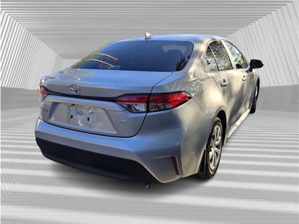 Used 2025 Toyota Corolla LE Sedan