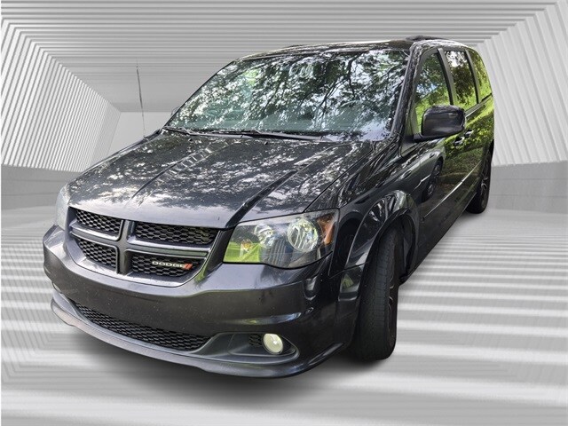 2017 Dodge Grand Caravan GT photo 2