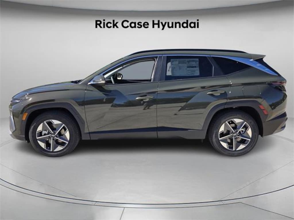 New 2026 Hyundai Tucson SEL Premium FWD SUV