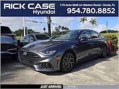 Used 2022 Hyundai Sonata Sedan Davie