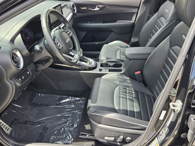 2023 Kia Forte GT-Line - Photo 10