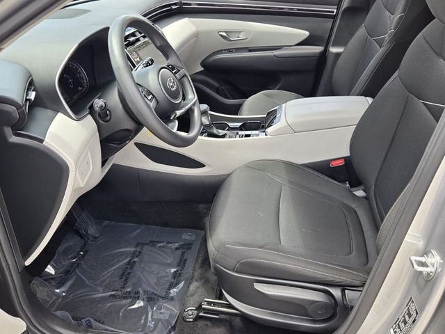 2023 Hyundai Tucson SE - Photo 10