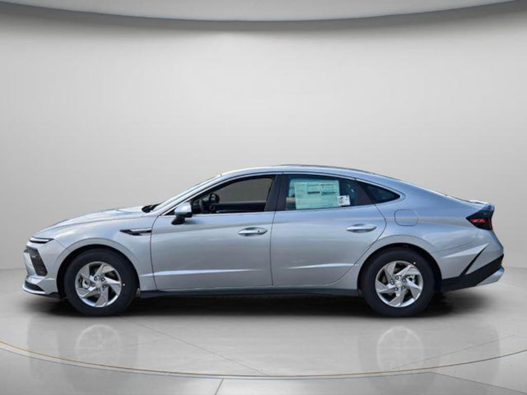 New 2026 Hyundai Sonata SE Sedan
