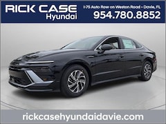 2026 Hyundai Sonata Hybrid Blue Sedan