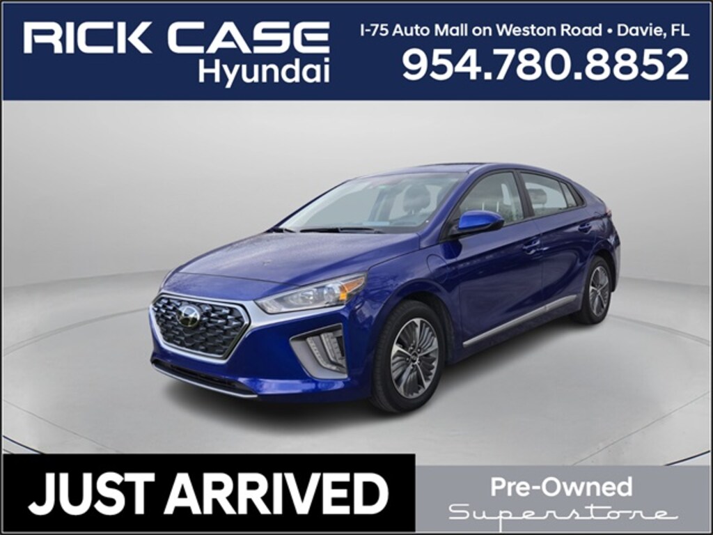 Used 2022 Hyundai Ioniq Plug-In Hybrid SE Hatchback