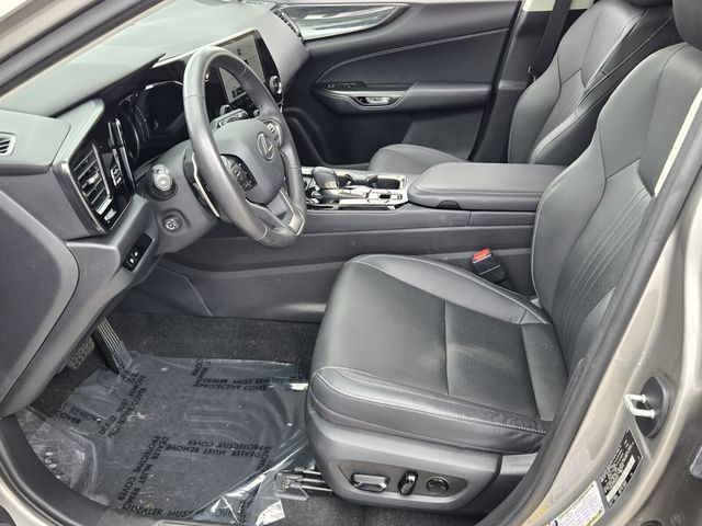 2024 Lexus NX 250 - Photo 10