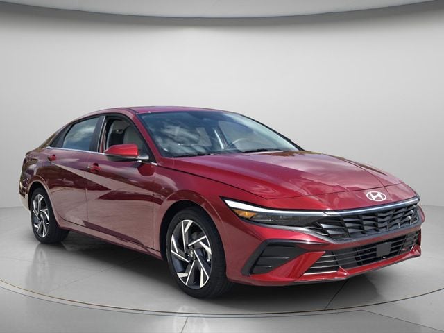 2025 Hyundai Elantra Limited - Photo 9