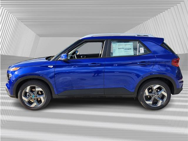 2025 Hyundai Venue SEL photo 2