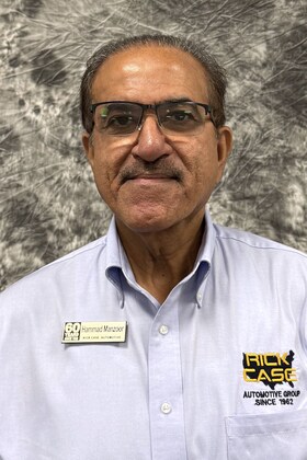 Staff member Hammad Manzoor from f3ca5c5322ec