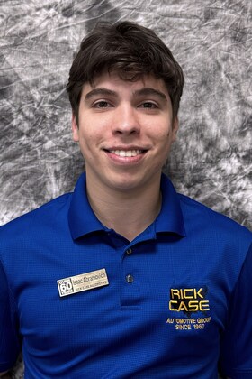 Staff member Isaac Abramovich from 815ceaf094f4
