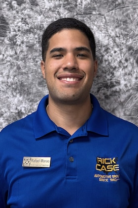 Staff member Rafael Morao from f3ca5c5322ec