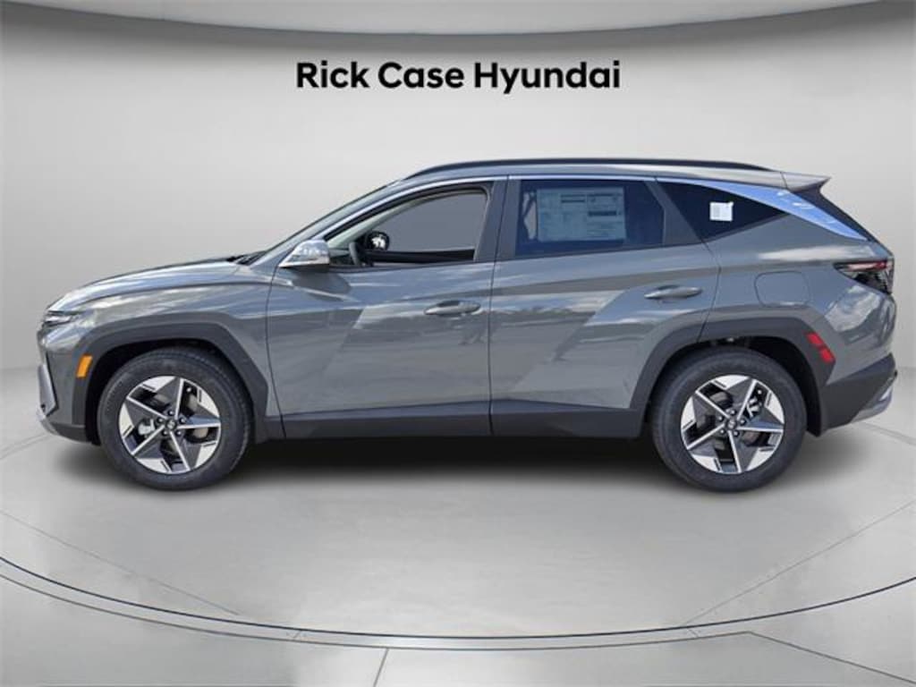 New 2026 Hyundai Tucson SEL Premium FWD SUV