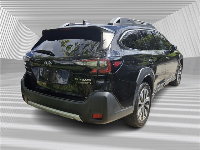 2023 Subaru Outback Touring XT photo 4