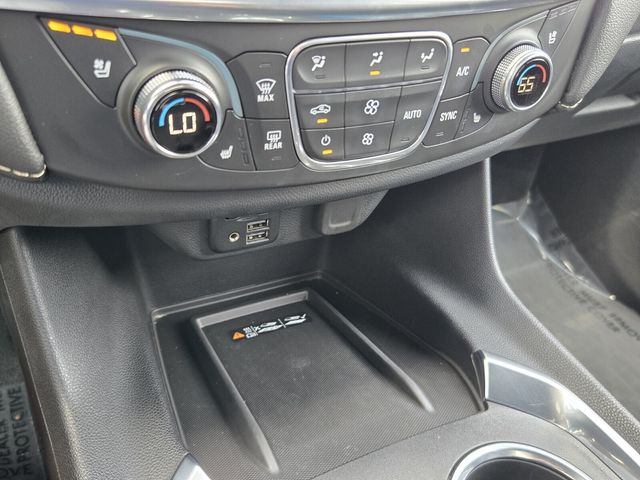 2022 Chevrolet Traverse Premier - Photo 19