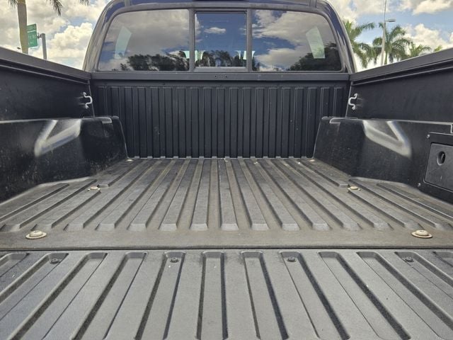 2023 Toyota Tacoma SR5 - Photo 13