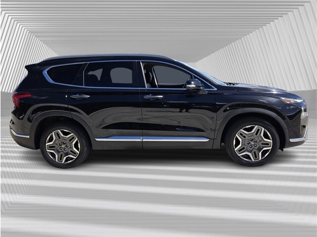 2022 Hyundai Santa Fe Limited photo 2