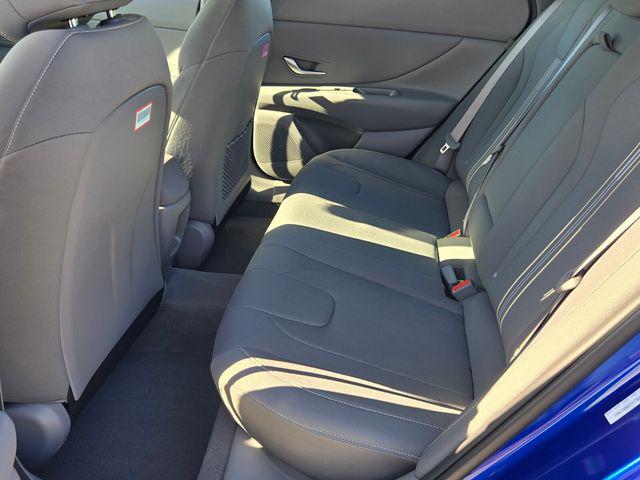 2026 Hyundai Elantra SEL - Photo 7