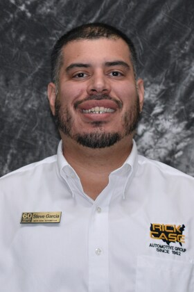 Staff member Steve Garcia from 098adeea7877