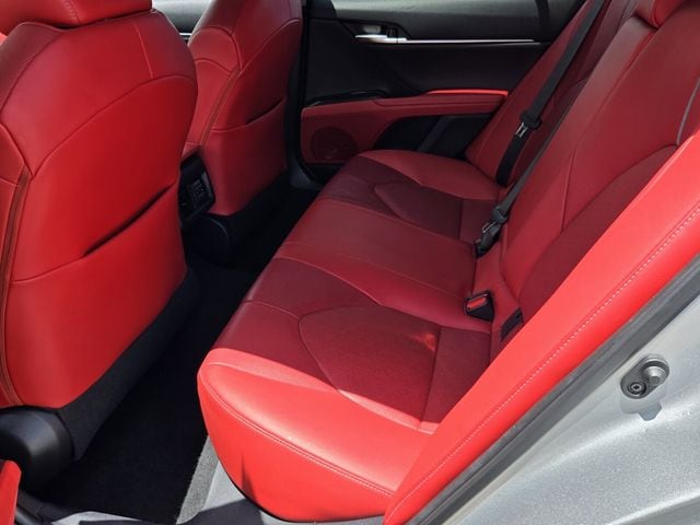 2021 Toyota Camry XSE - Photo 11