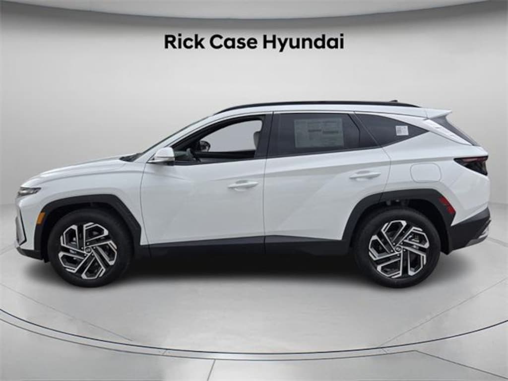 New 2026 Hyundai Tucson Limited FWD SUV