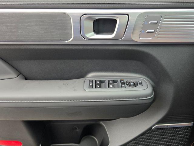 2026 Hyundai Santa Fe Limited - Photo 15