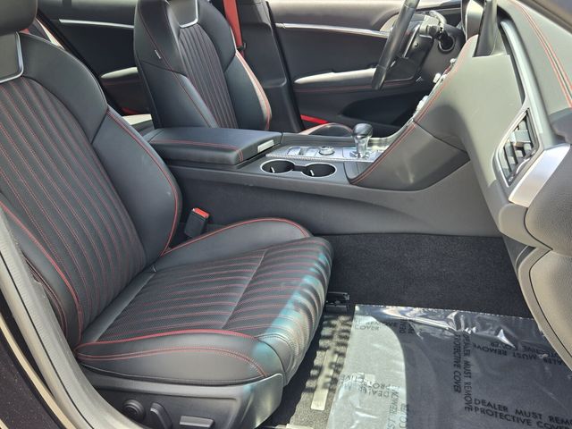2023 GENESIS G70 Standard - Photo 16
