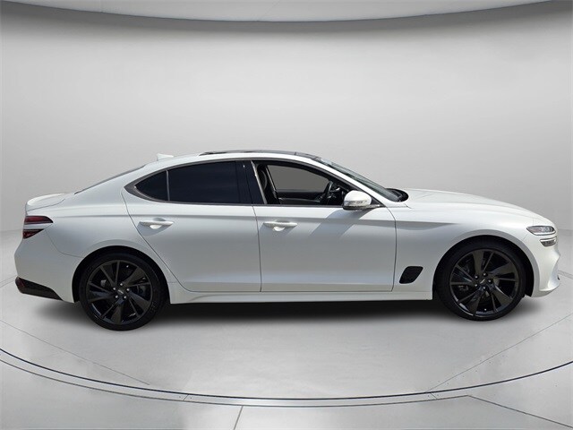 2023 Genesis G70 Sport Prestige photo 3