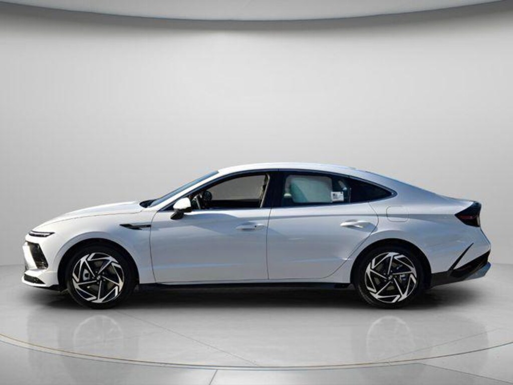 New 2026 Hyundai Sonata SEL Sport Sedan