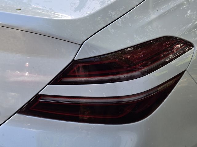 2023 GENESIS G70 Standard - Photo 8