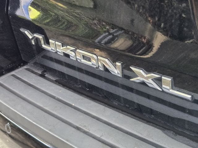 2020 GMC Yukon XL SLT - Photo 11