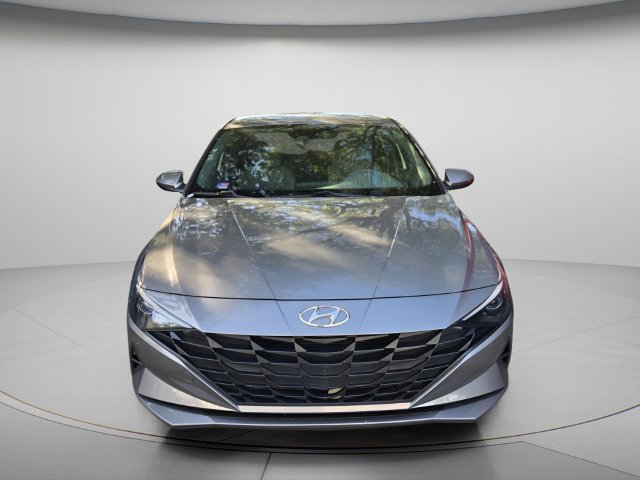 Used 2022 Hyundai Elantra SEL Sedan
