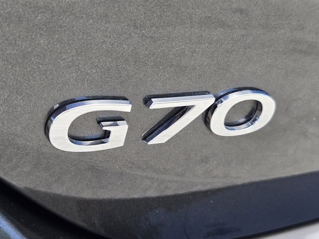 2023 GENESIS G70 Standard - Photo 14