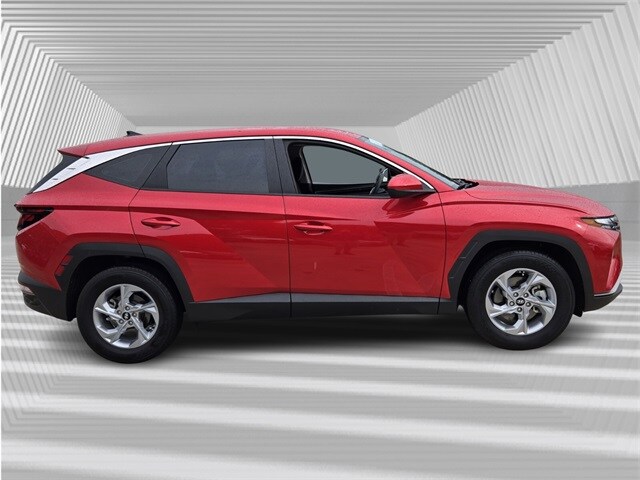 2023 Hyundai Tucson SE photo 3