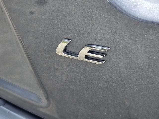 2024 Toyota Corolla LE - Photo 10