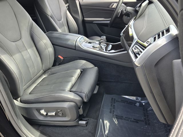 2020 BMW X5 40i - Photo 16
