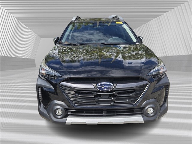 2023 Subaru Outback Touring XT photo 2