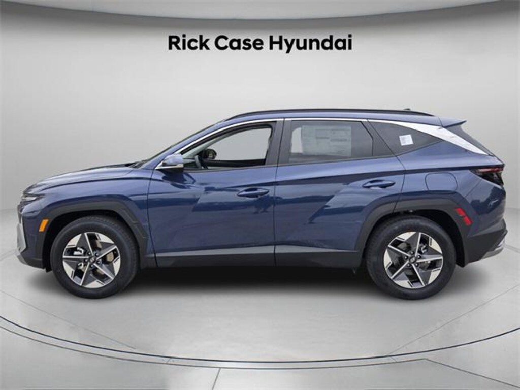 New 2026 Hyundai Tucson SEL Premium FWD SUV