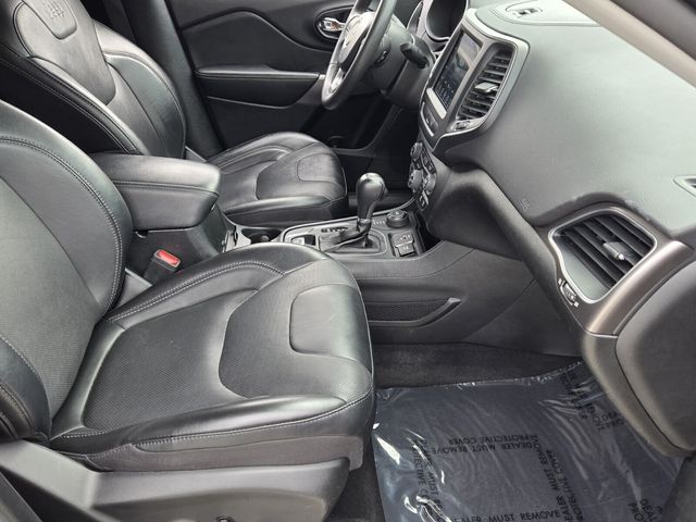 2022 Jeep Cherokee Latitude Lux - Photo 18