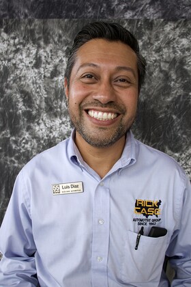Staff member Luis Diaz from f3ca5c5322ec