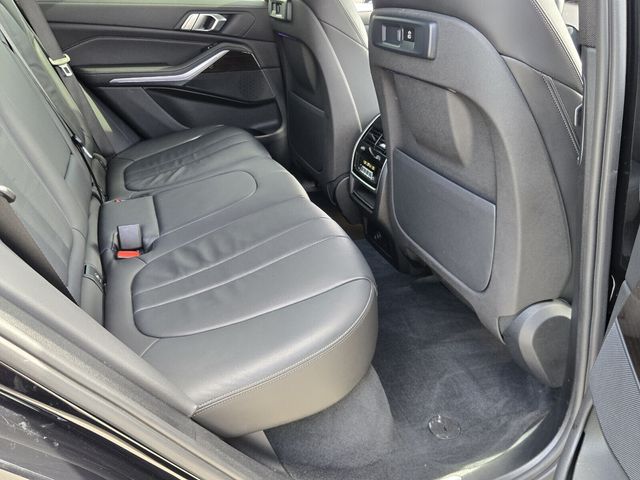 2020 BMW X5 40i - Photo 15