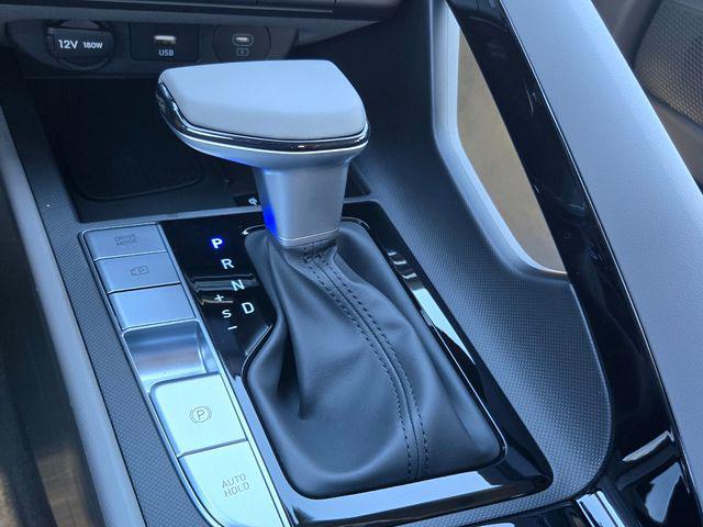 2026 Hyundai Elantra SEL - Photo 12