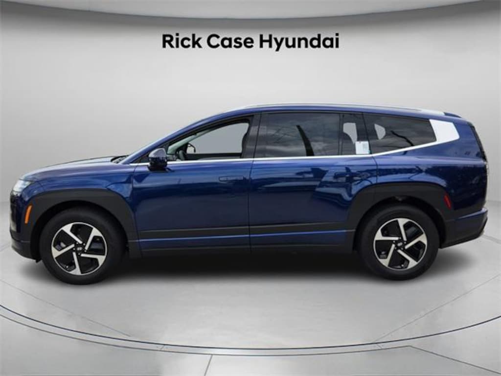 New 2026 Hyundai IONIQ 9 SE SUV