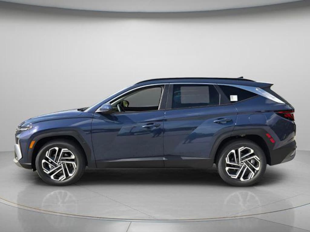 New 2026 Hyundai Tucson SEL Plus FWD SUV