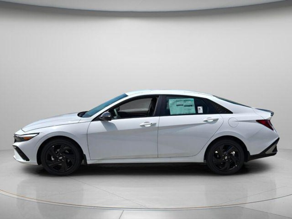 New 2026 Hyundai Elantra SEL Sport Sedan