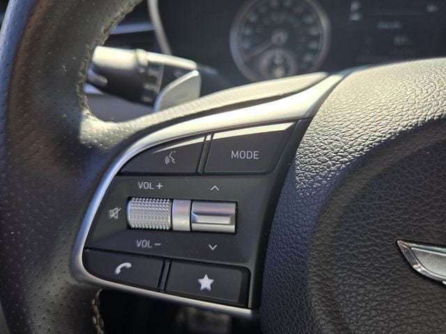 2023 GENESIS G70 Standard - Photo 25