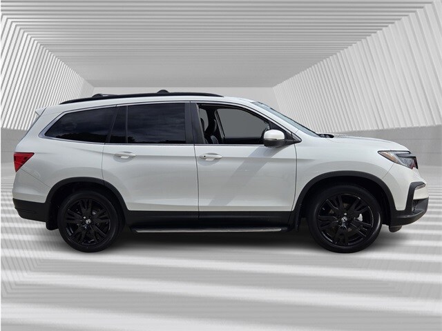 2021 Honda Pilot Special Edition photo 3