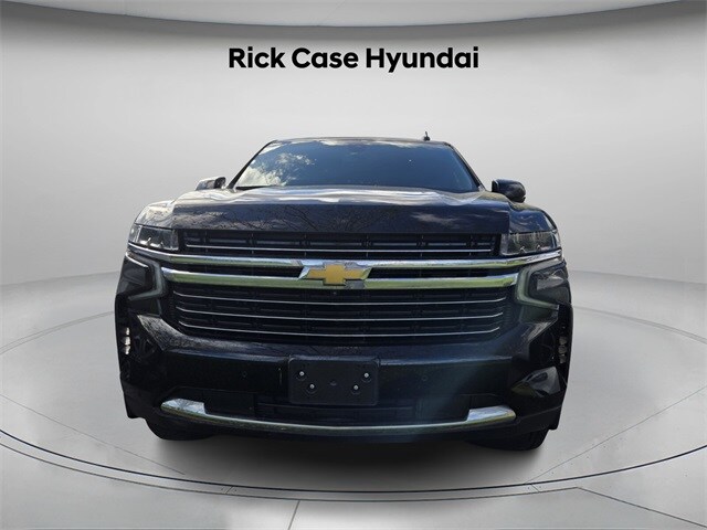 2022 Chevrolet Tahoe LT photo 2